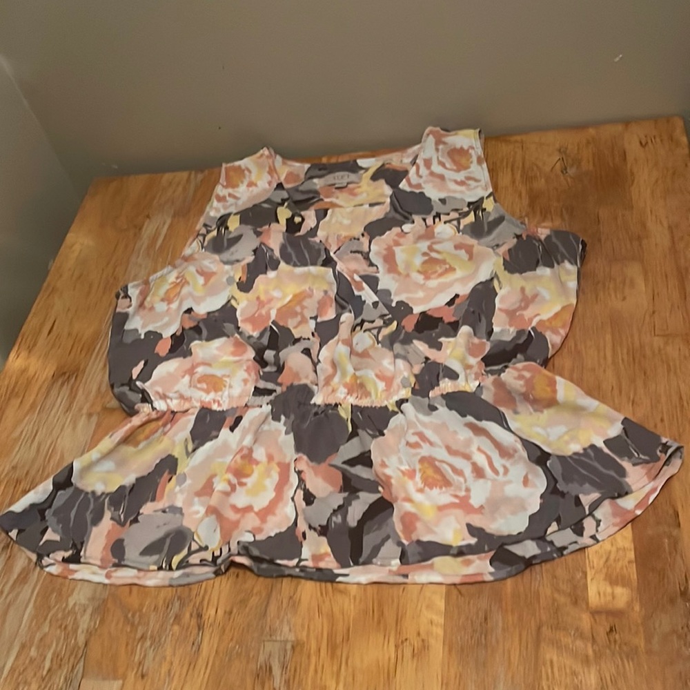 Beautiful flower print  size L